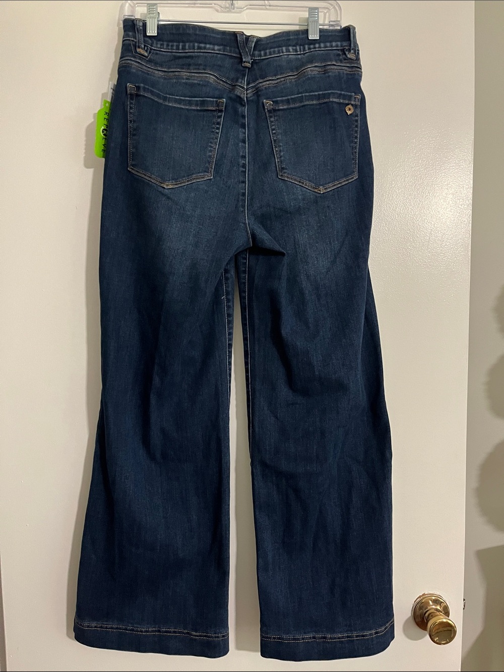 NWT Democracy Women’s 8P “Ab”solution Skyrise Wide Leg Mold & Hold Jeans Petite - Picture 5 of 5